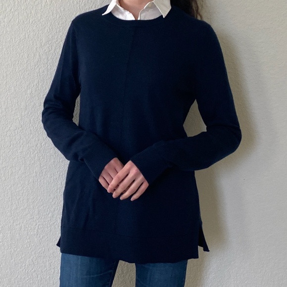 BANANA REPUBLIC  BR Navy Blue 100% MERINO WOOL Seamed Crew Neck Sweater XS - Picture 1 of 8